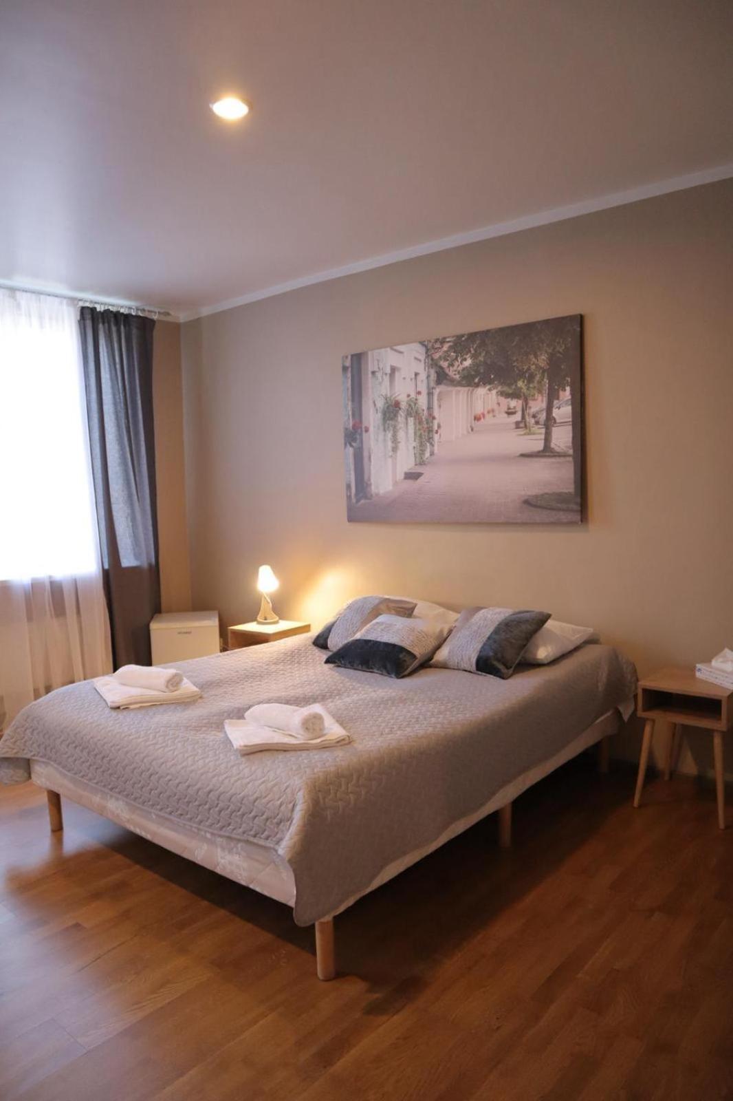 Viesnica Kandava Exterior foto